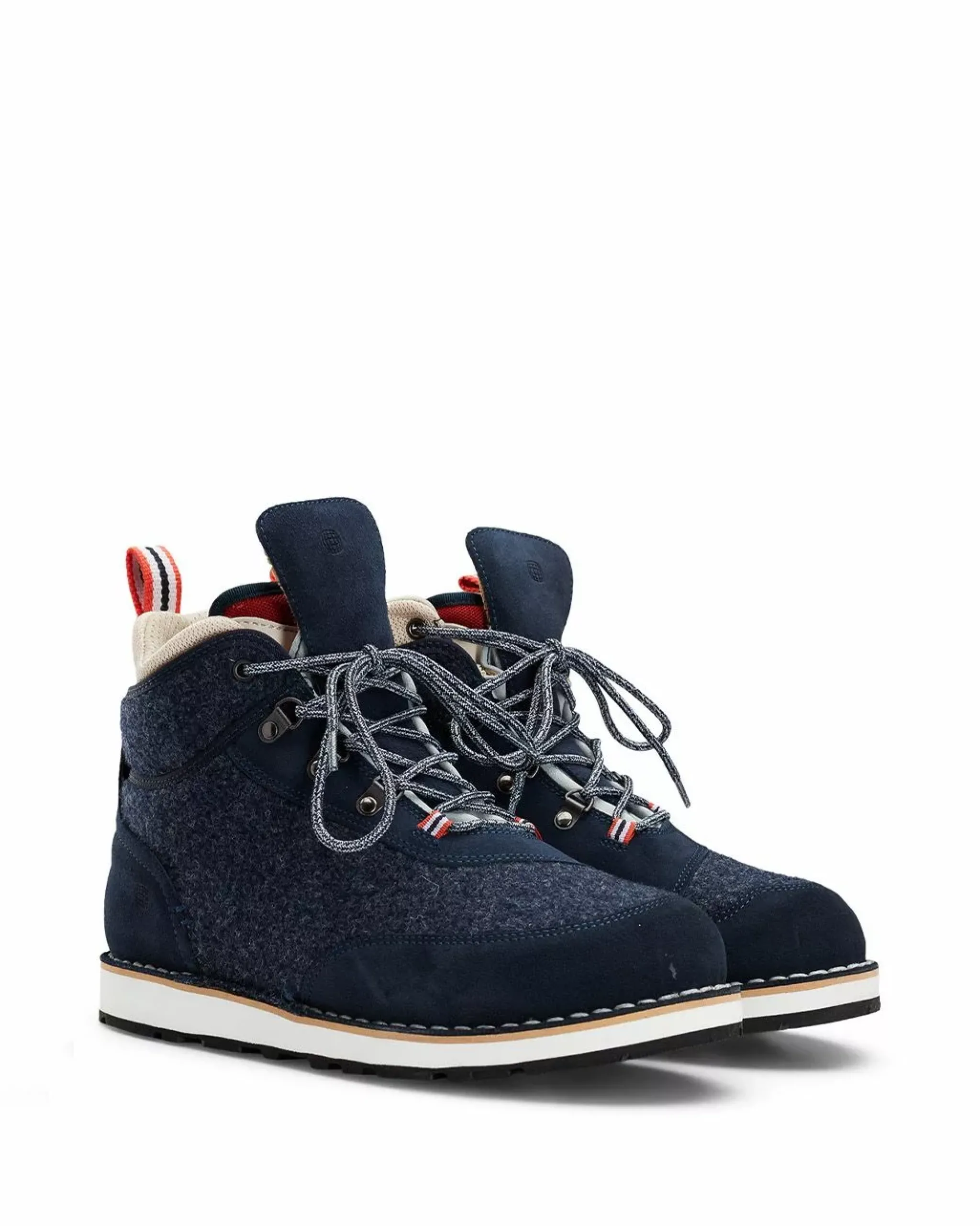 winter_mucks_low_cut_1.webp Fashion Amundsen Sports Winter Mucks Low Cut 591 Navy Suede/Navy Wool